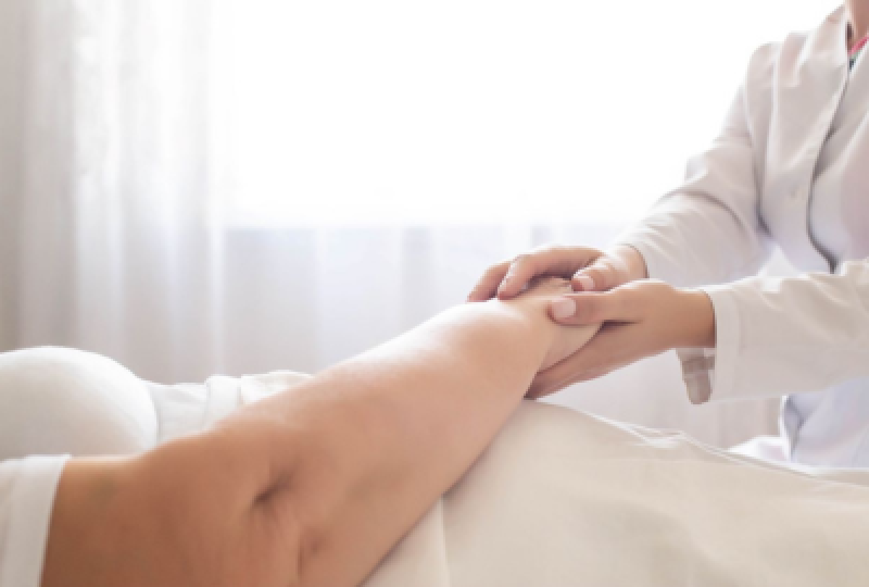Escarele de decubit  – Factori care inlesnesc aparitia escarelor si metode de preventie