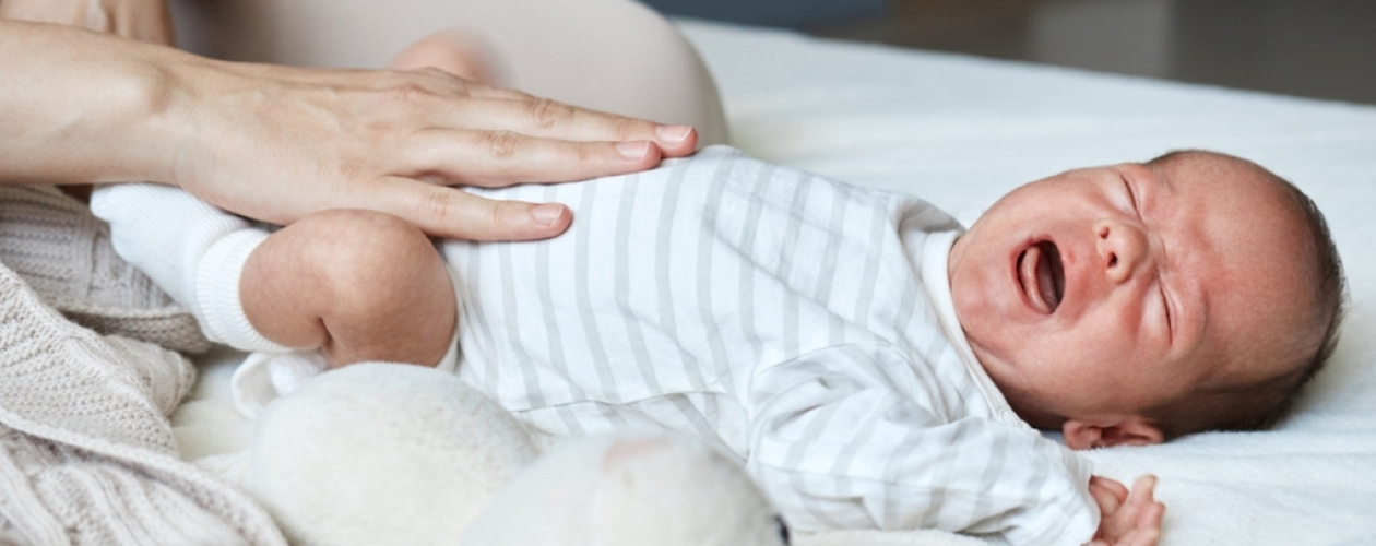 Centura anticolici: cum ajuta bebelusul sa scape de disconfortul abdominal