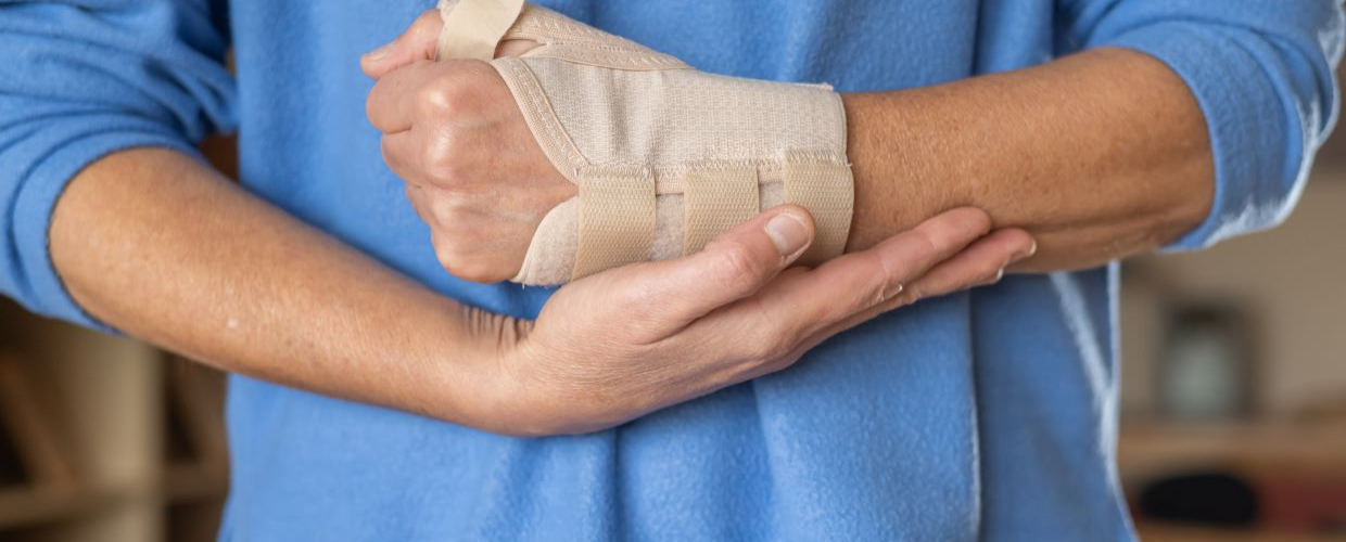 Fractura la incheietura mainii: ghid complet pentru recuperare