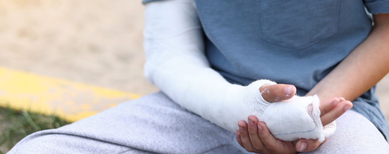 Fracturile la copii: particularitati, recuperare, posibile complicatii