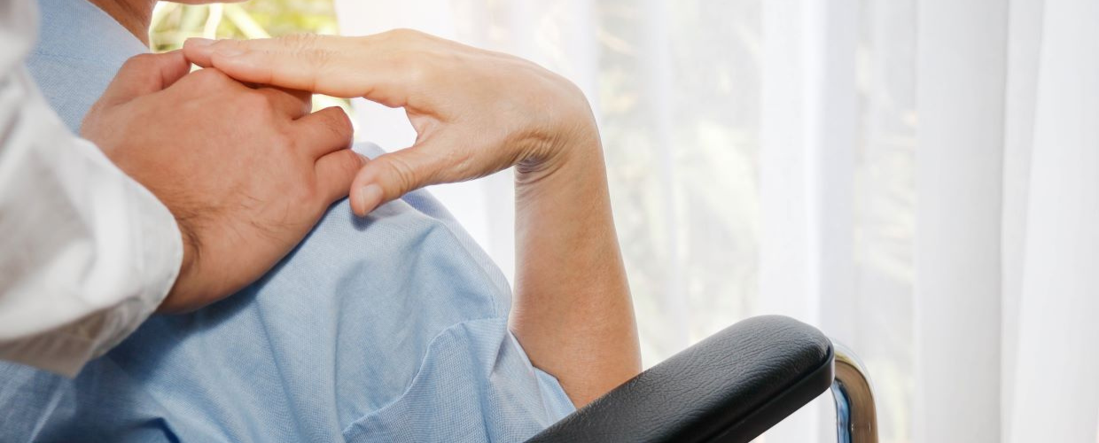 Hemipareza: ce este, dispozitive utile pentru recuperare si tratament