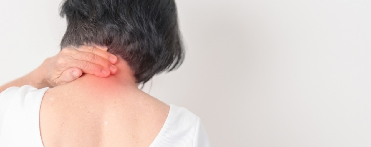 Spondiloza cervicala: ce este, ce cauze si simptome are, alternative de tratament